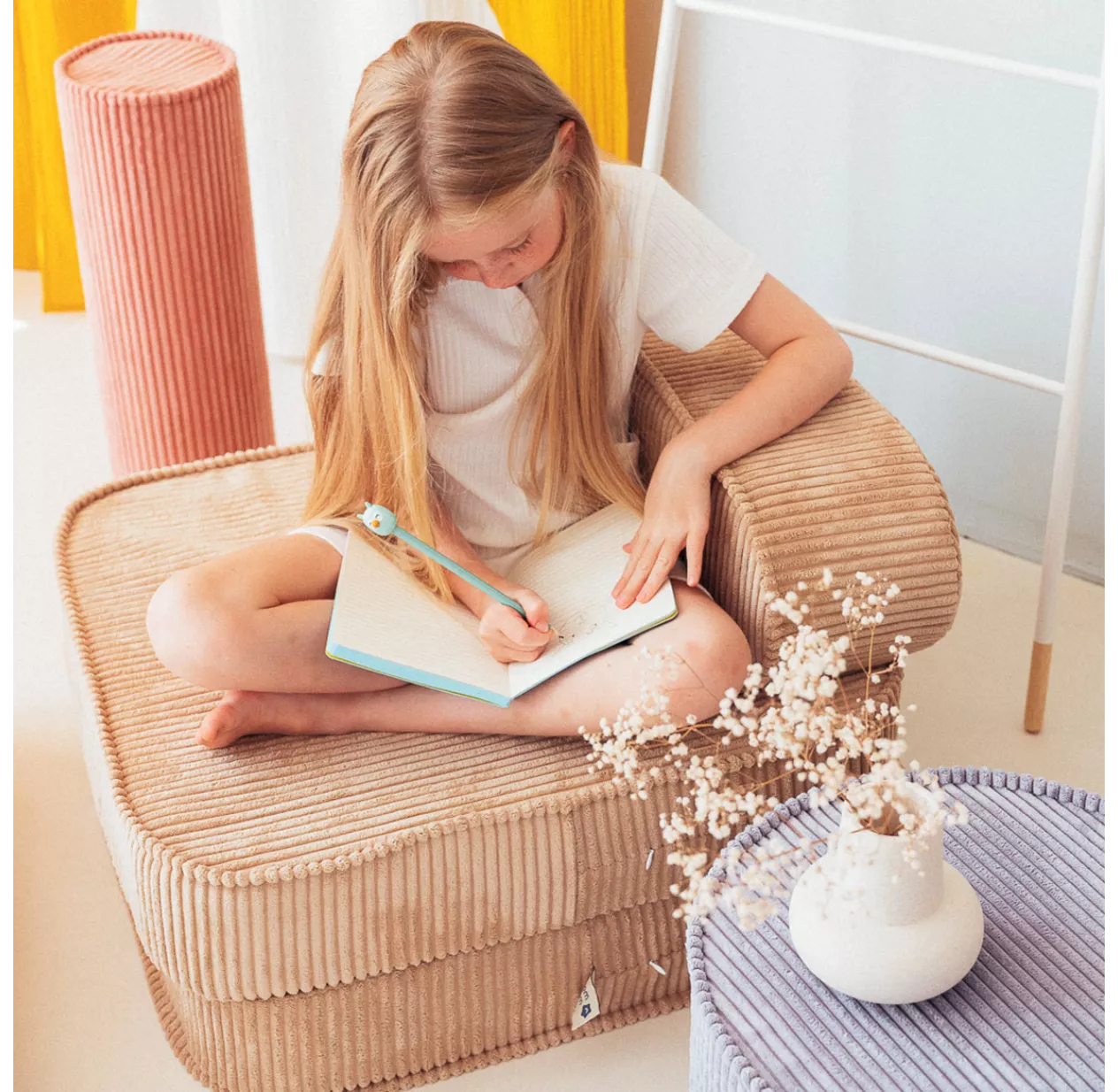 Wigiwama Fauteuil Flip Convertible En Velours Côtelé - Beige – Image 2