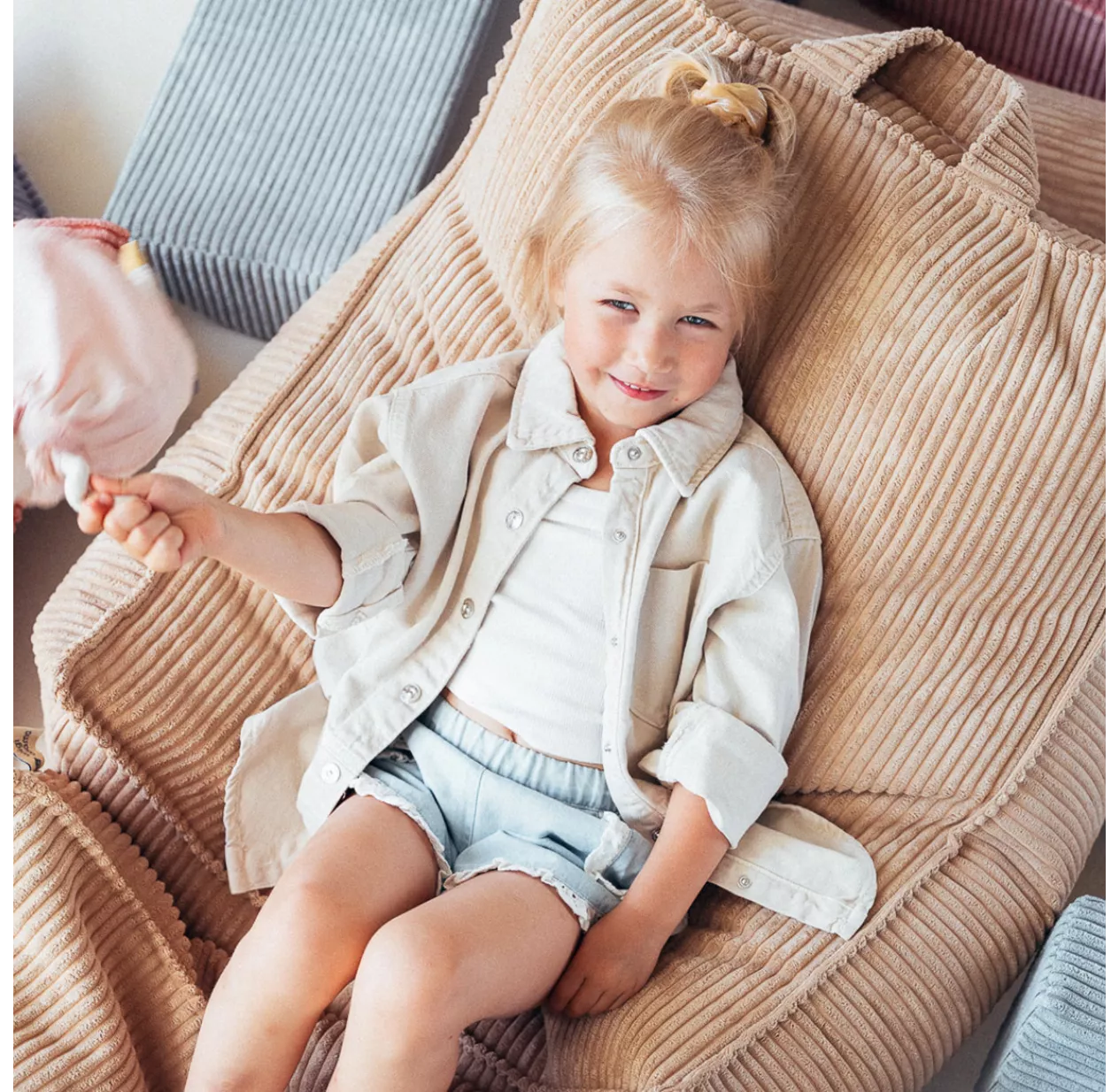 Wigiwama Fauteuil Pouf Ottoman En Velours Côtelé - Beige – Image 2