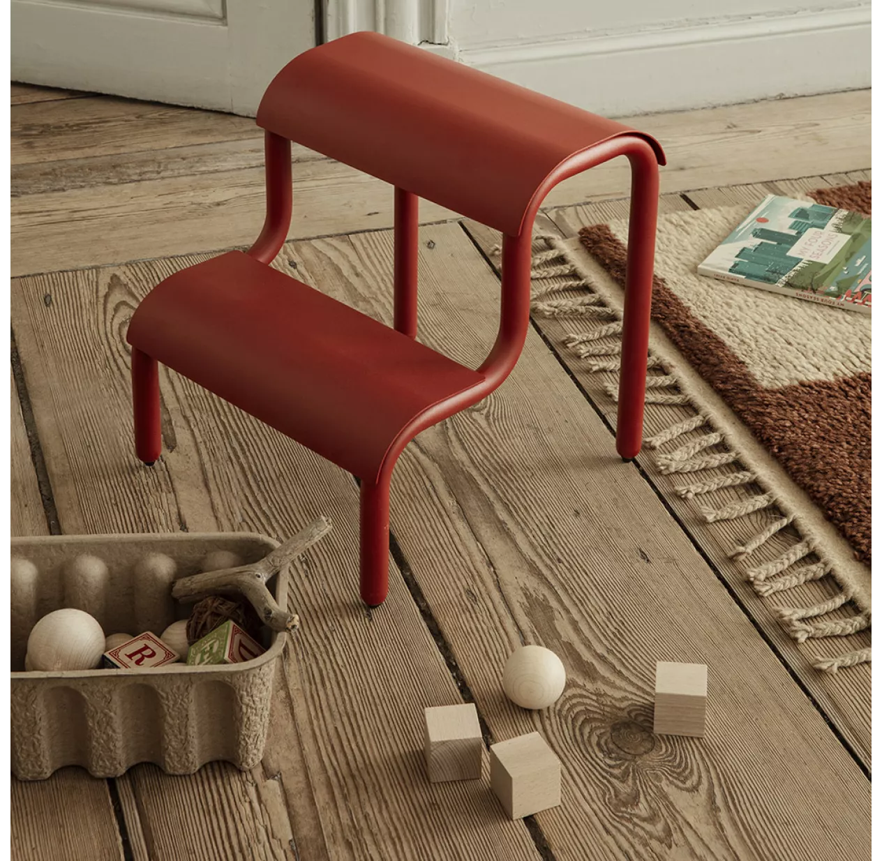 Ferm LIVING Tabouret Marche-pied Up Step - Rouge – Image 2