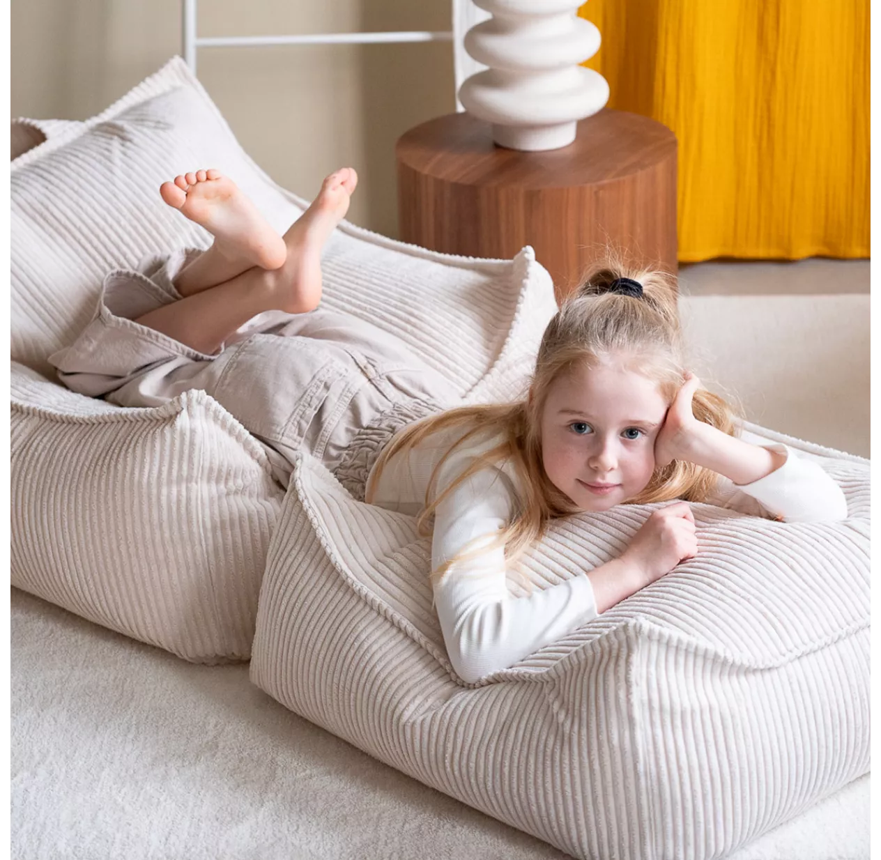 Wigiwama Pouf Carré Ottoman En Velours Côtelé - Beige – Image 3